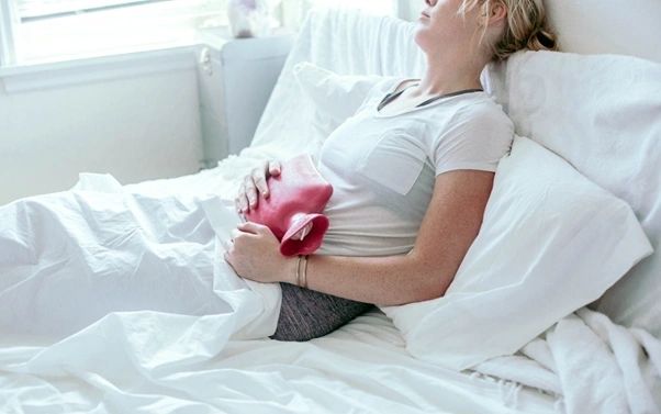 Come sostenere la salute ormonale nelle donne con stanchezza post-virale